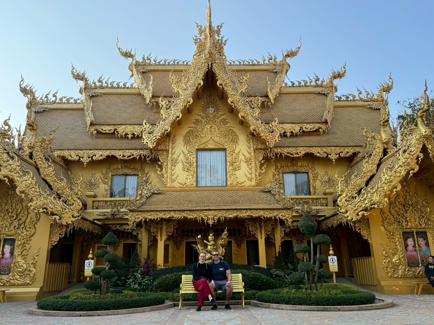 LINE_ALBUM_Tailor made photo_260219_27