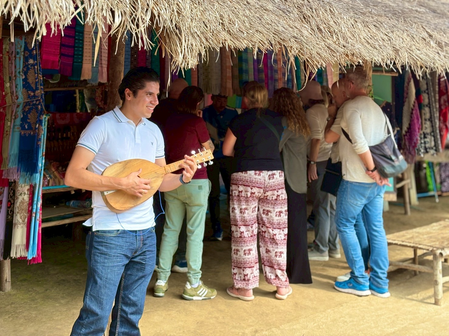 LINE_ALBUM_Tailor made photo_260219_28