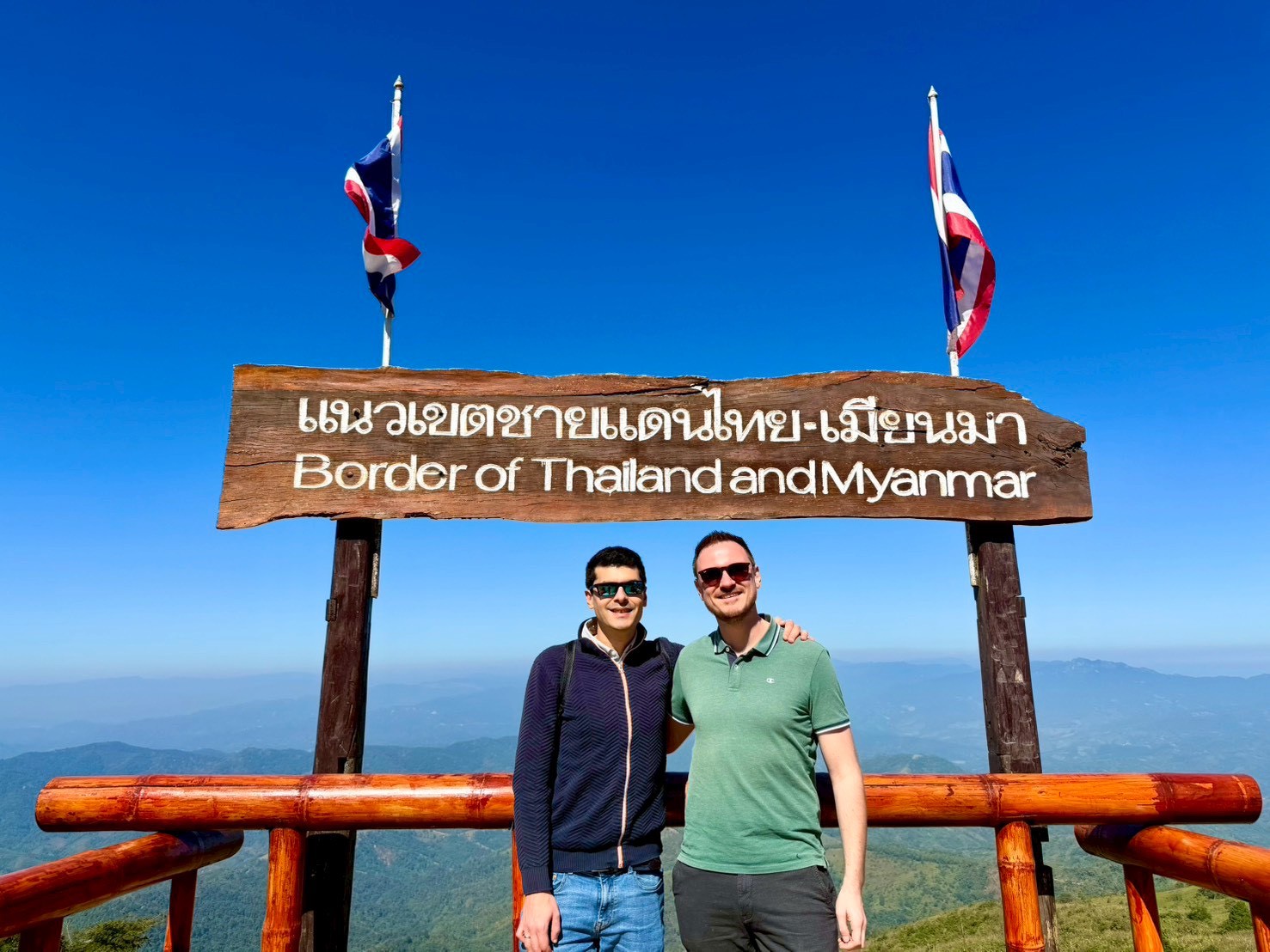 LINE_ALBUM_Tailor made photo_260219_3